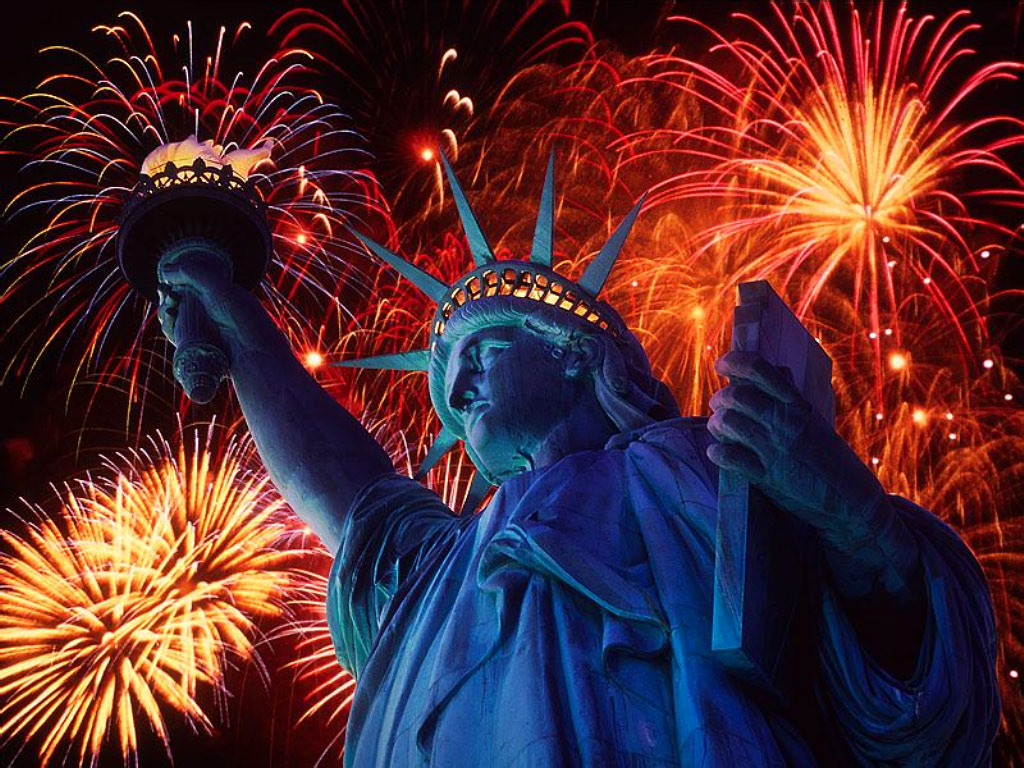 http://acelebrationofwomen.org/wp-content/uploads/2011/07/beautiful-fireworks-statue-of-liberty-new-york-harbor.jpg